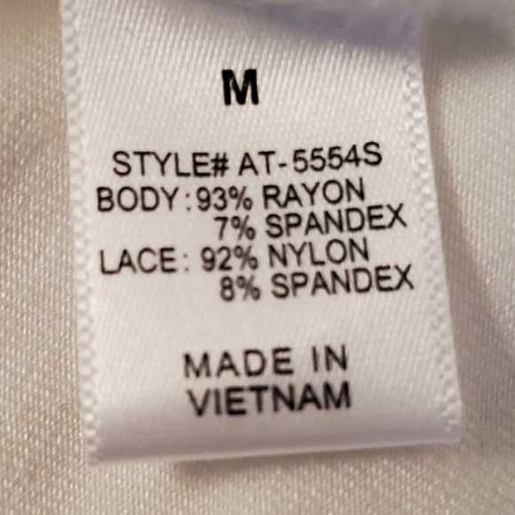 Zenana Signature Cream Lace Short Sleeve Luxe Rayon Tunic Top Womens Size M - Picture 3 of 8